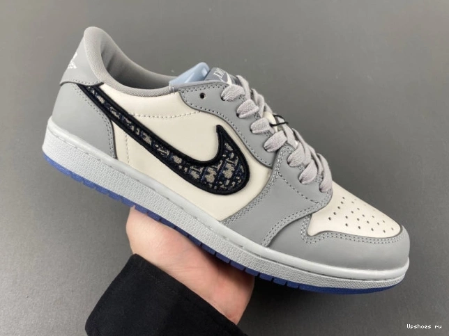 1 Low CV0343-100 Air Dior  Jordan x  0818
